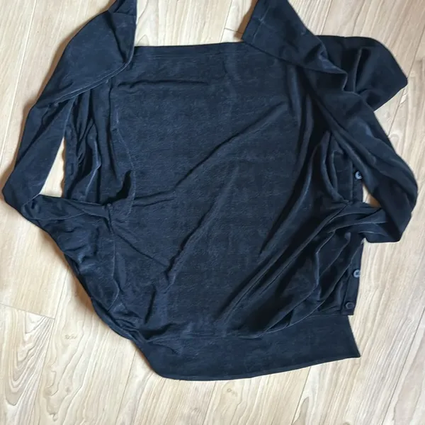 GLASSONS BLACK BUTTON UP - Image 3