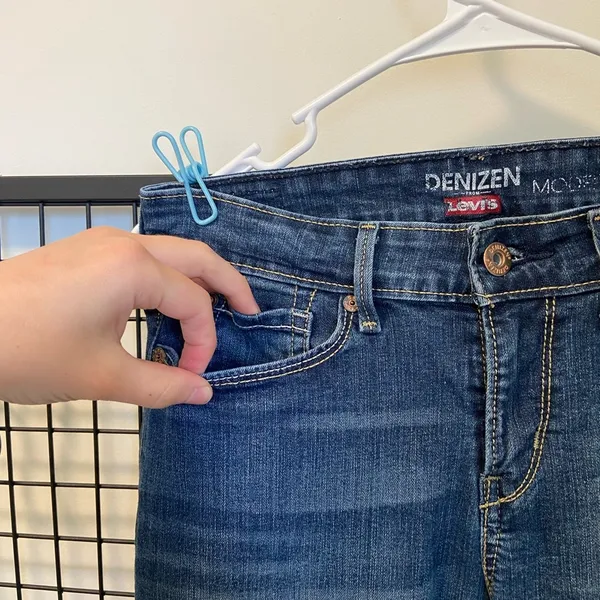 EUC | Levi’s women’s bootcut jeans — size‎ 4 - Image 2
