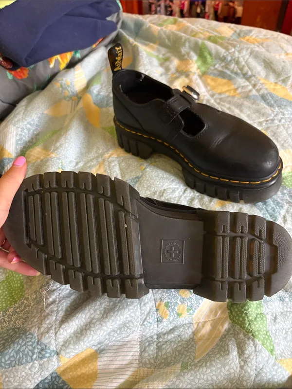 Dr. Martens Women's Audrick T-Bar Platform Mary Janes Woman’s Size 8 - Image 4
