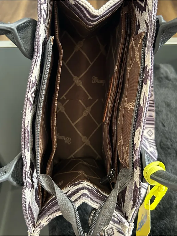 Wrangler Purple Aztec Canvas Tote with Detachable Aztec Strap - Image 4