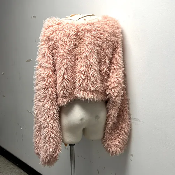Arizona Jeans LG fluffy cropped light pink sweater - Image 2