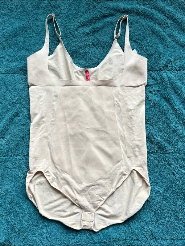 Spanx 10129P Open Bust Brief Bodysuit 2X Beige Oat Nude Shapewear Slimming - Image 2