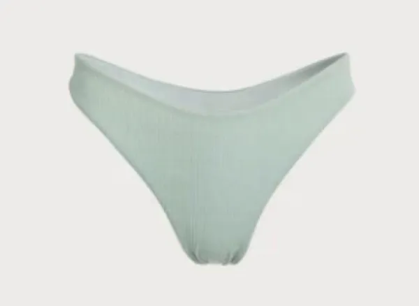BERLOOK The Twist Backless Bikini Top AND BOTTOM 20 - Image 6