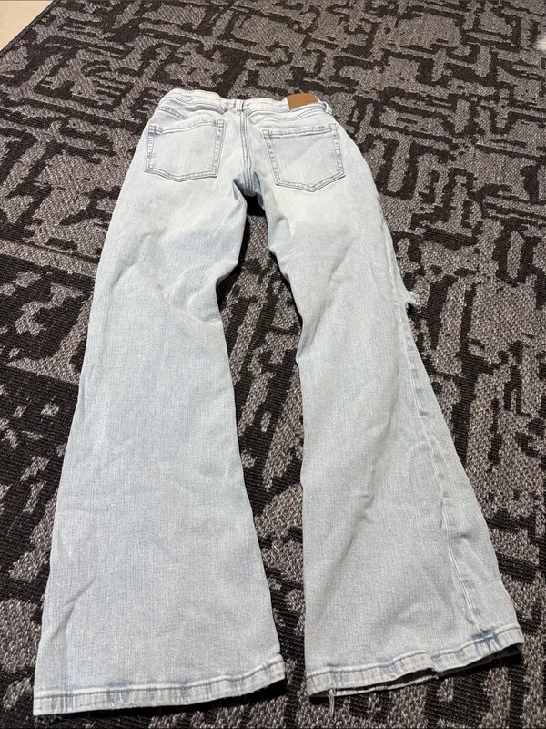 Aeropostale Jeans - Size 0 Short - Image 2