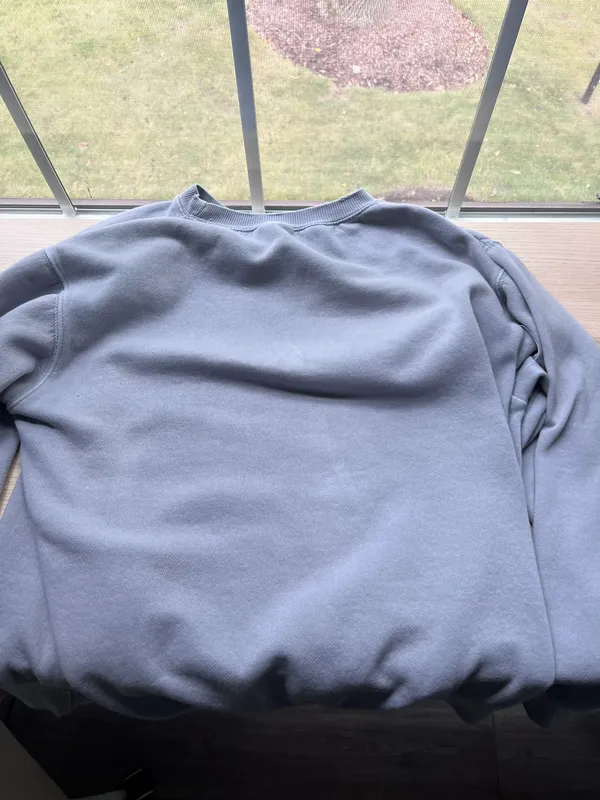 Brandy Melville Sweatshirt - Image 4