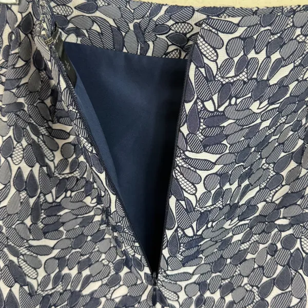 Ann Taylor Womens Navy Blue White Leaf Print Pencil‎ Skirt Size 12 Business Work - Image 4