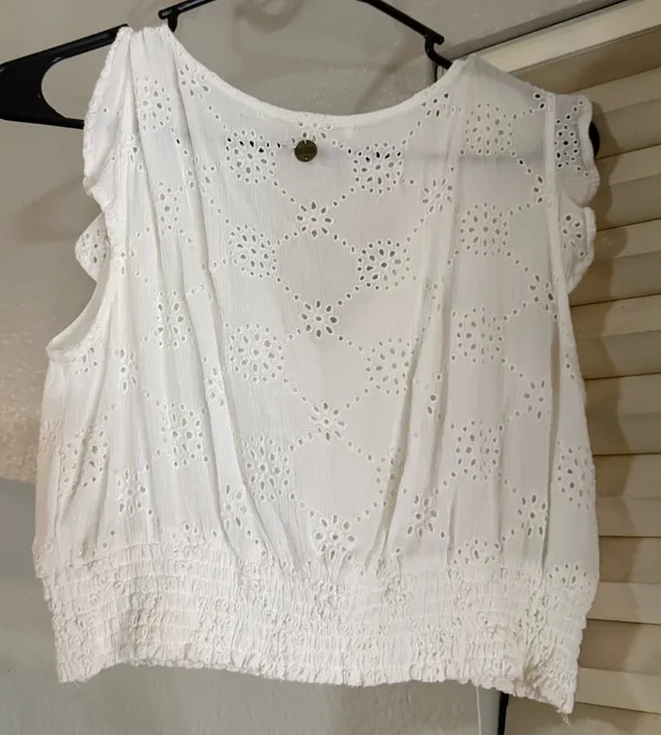 White Top - Image 2