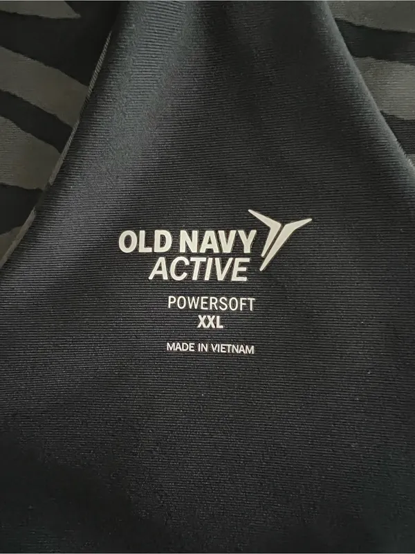 Old Navy Powersoft sports bra XXL zebra print - Image 4