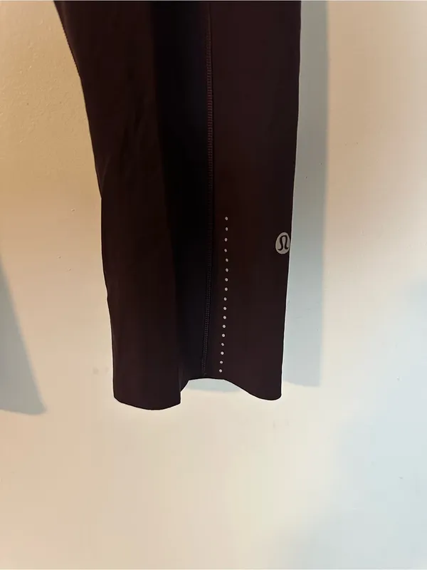 LULULEMON Nulux™ Plum Shadow Fast Free HR Crop II 19” Leggings 10 - Image 4