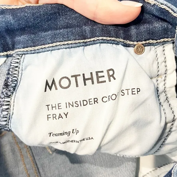 Mother The Insider Crop Step Fray Hem Jeans Teaming Up Blue 26 / 2 - Image 6