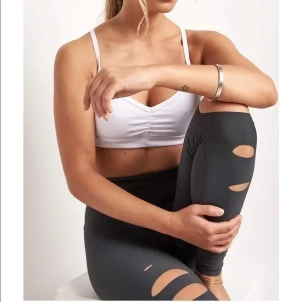 Alo Yoga High Waist Ripped Warrior Legging - Image 2