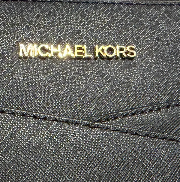 MICHAEL KORS Jet Set Travel Medium Dome Crossbody - Image 7