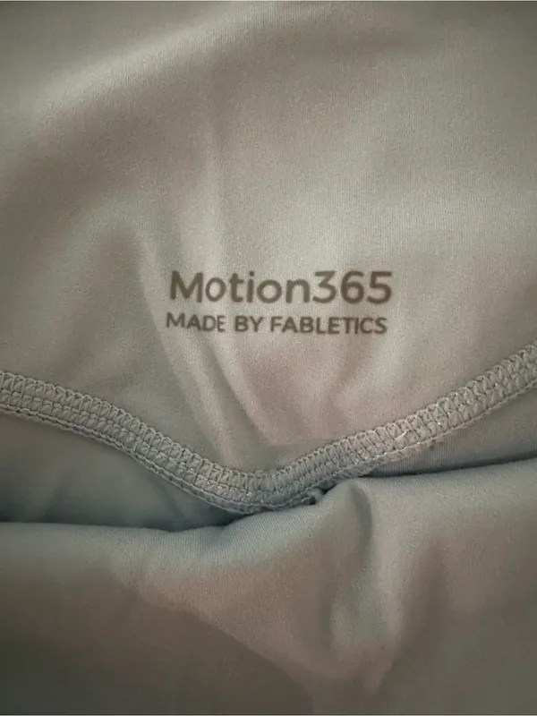 Fabletics Light Blue Motion365 High-Waist Leggings with Side Pockets - Image 3