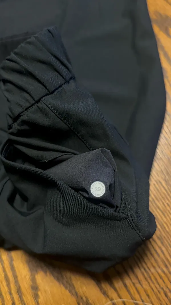 Lululemon Warpstreme High-Rise 7/8 Jogger Black Size 29 - Image 10