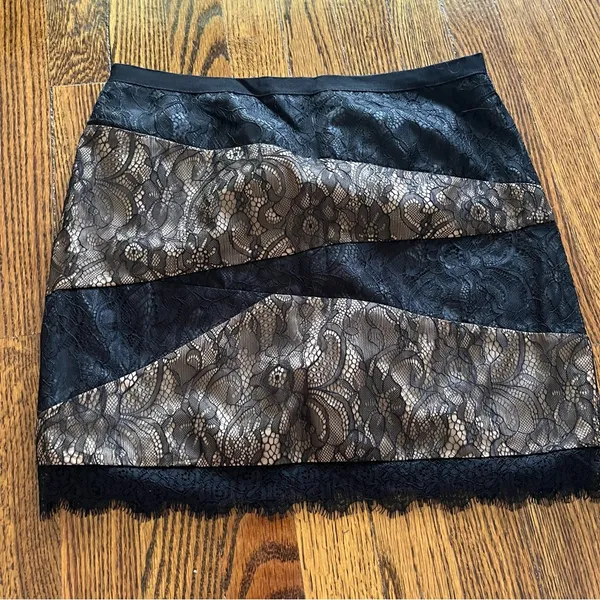 Miss Me MM Couture sequin and lace gold and black mini skirt NEW with tags - Image 2