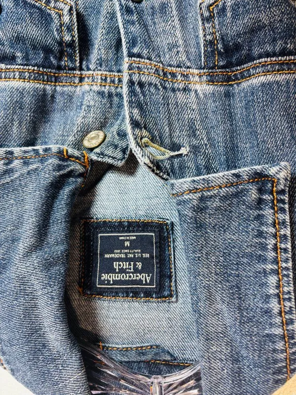Abercrombie & Fitch Classic Blue Denim Jacket - Size M - Image 2