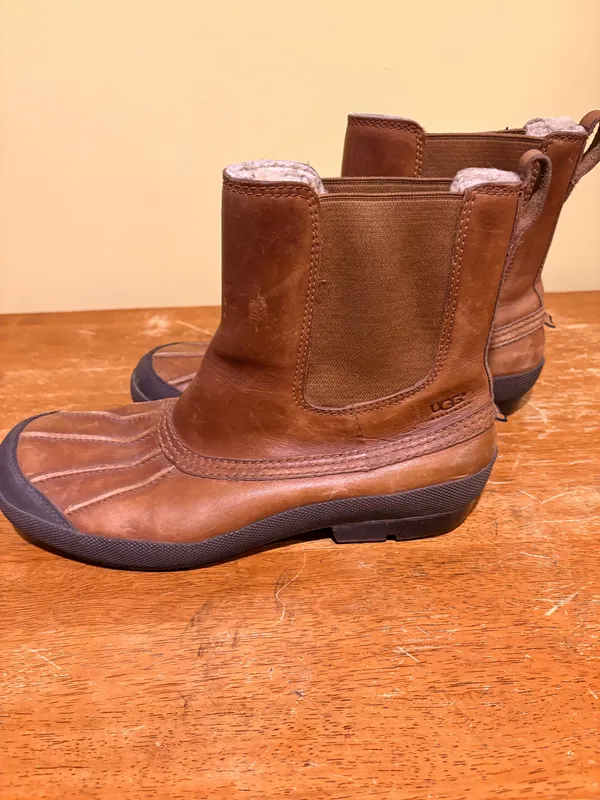 Ugg Men’s 5665 waterproof boots - Image 3