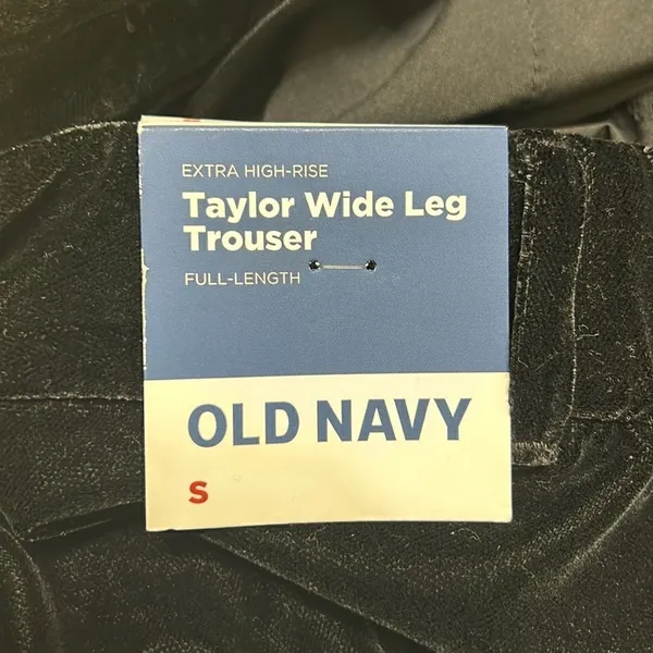 Old Navy Black Extra High Rise Velvet Wide Leg Pants(Size Small) - Image 9