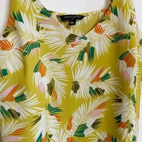 Banana Republic Tropical Feather Print Yellow Tank‎ Top Sleeveless Women S - Image 8