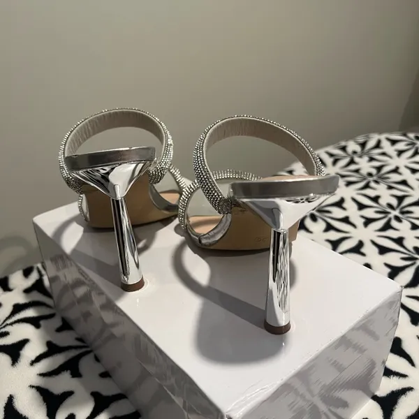 SheIn Women’s silver sparkly heels - Image 2