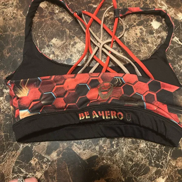 Marvel for her universe Red and Black Hexagon Sports Bra - size extra small - Image 2
