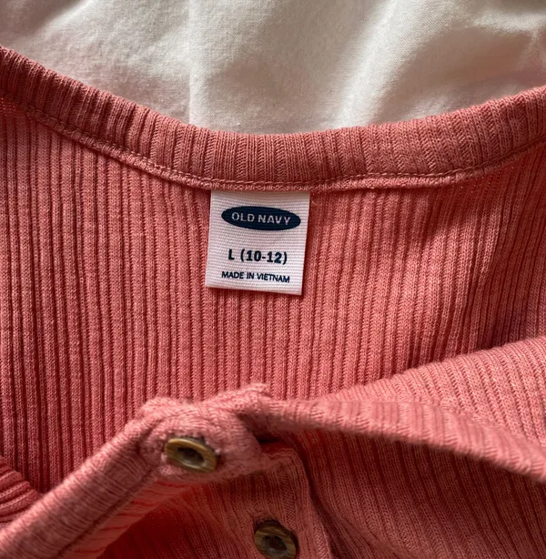 Old Navy Tanktop - Image 3