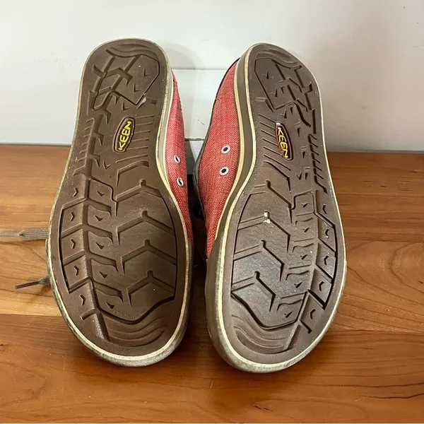 Keen Coronado Red Canvas Taupe Leather Low Top Sneakers Womens 8.5 1004619‎ - Image 7