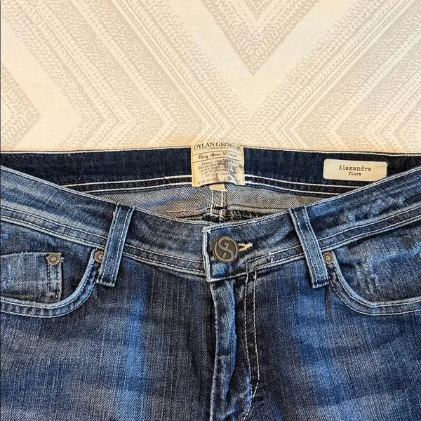 Dylan George Ring Spun Denim Alexandra Flare Jeans Size 28 Distressed Dark Wash - Image 3