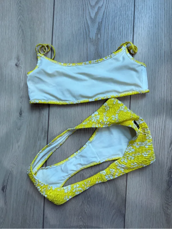 Triangl Inesa Yellow Pop Textured Floral Bikini Set Size Large Bottom Medium Top - Image 11