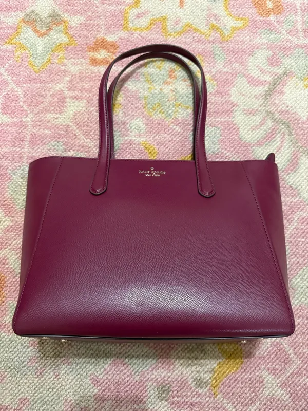 Kate Spade New York Staci Medium Tote and Madison Medium Bifold Wallet - Image 2