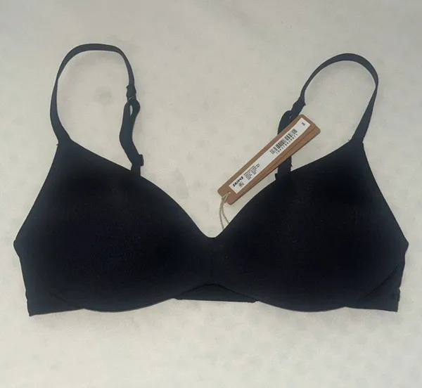 SKIMS Wireless Push-Up Bra 32B - Image 2