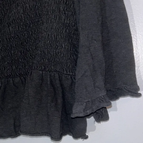 American Eagle‎ Outfitters Black Smocked Blouse Size L Cropped - Image 2