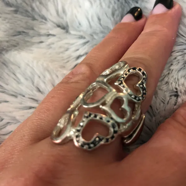 Silver heart ring Black Size 8 - Image 2