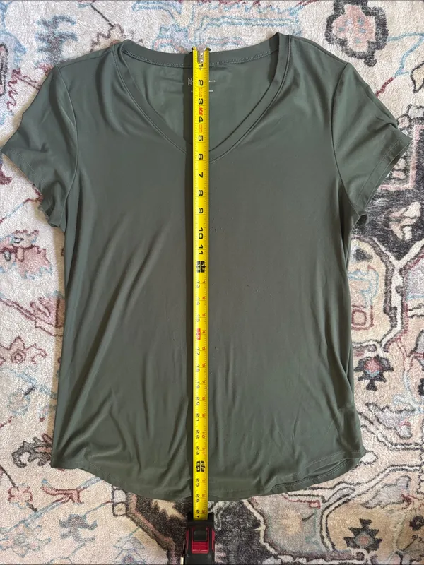No Boundaries Olive Green V-Neck Short Sleeve Tee - Image 3