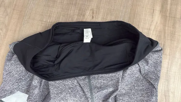 Lululemon Speed Up Shorts | 4 Tall - Image 3