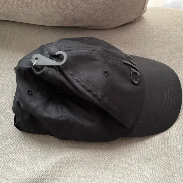 Alo Yoga Off-Duty Cap Black/Black - Image 4