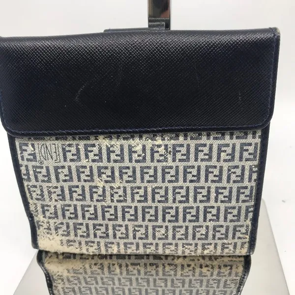 Fendi Vintage Wallet - Image 4
