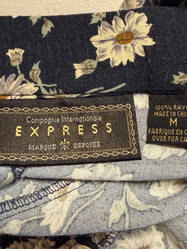 Vintage Express Floral A-Line Button Front Skirt Womens Medium Black Cottagecore - Image 10