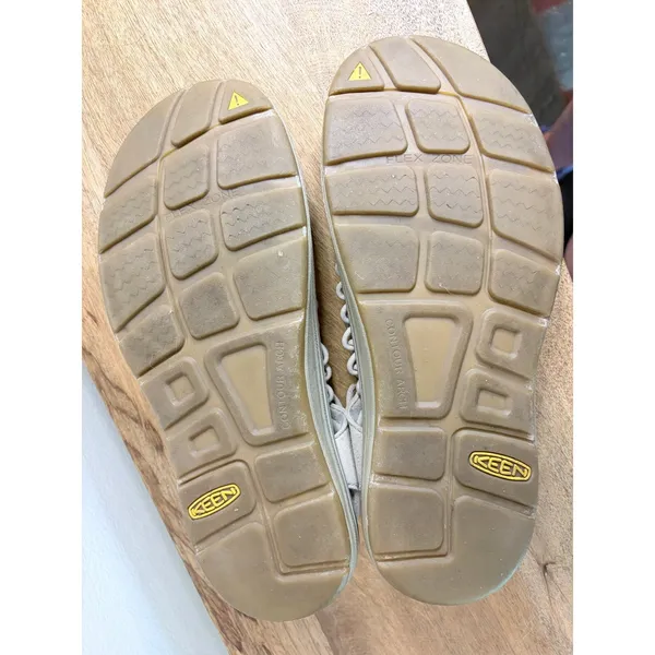KEEN UNEEK Sandals Womens 9.5 Beige Tan Cord Bungee Outdoor Gorpcore - Image 6