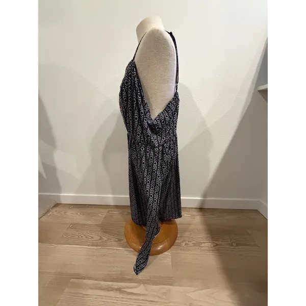 Maurices Navy Embroidered Geometric Sharkbite Hem Midi Dress Size 4 - Image 4
