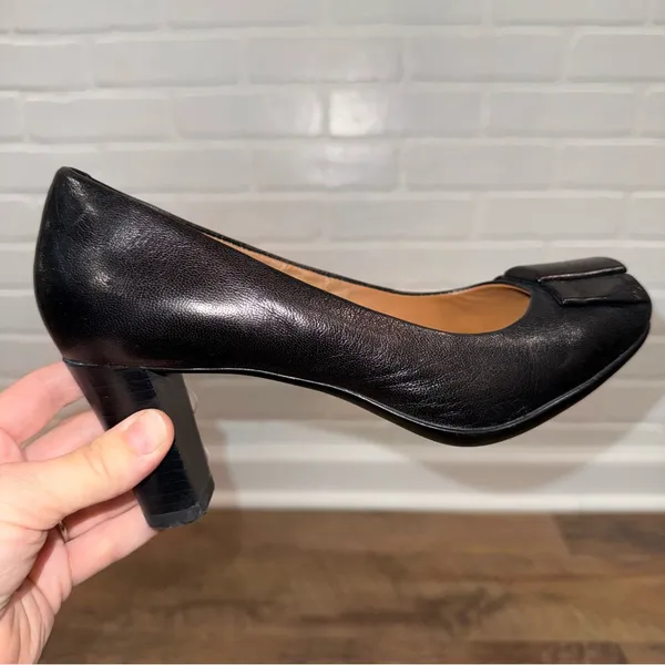 Clarks Leather Heels Bow Accent Chunky Heel - Image 6