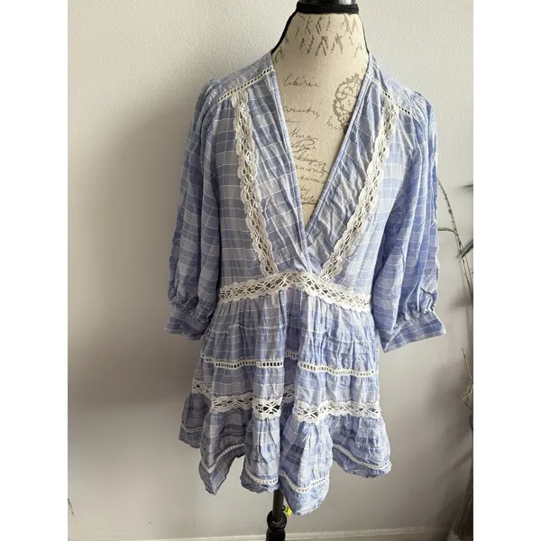 Free People Boho‎ Cottagecore Peasant Top Size Med V Neck Lace Ruffle Light Blue - Image 2