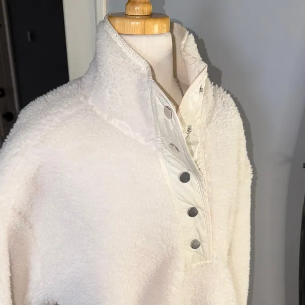 Women's White Sherpa Pullover Jacket - Image 6