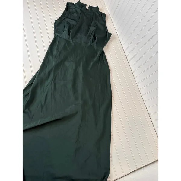 NWT Lulus Classic Elegance Green Satin Sleeveless Mock Neck Maxi Dress Size M - Image 2