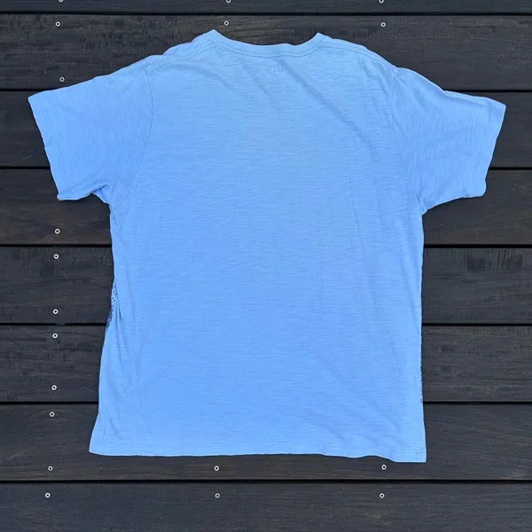 Light Blue Uniqlo Hokusai Mt Fuji Graphic Tee - Image 5