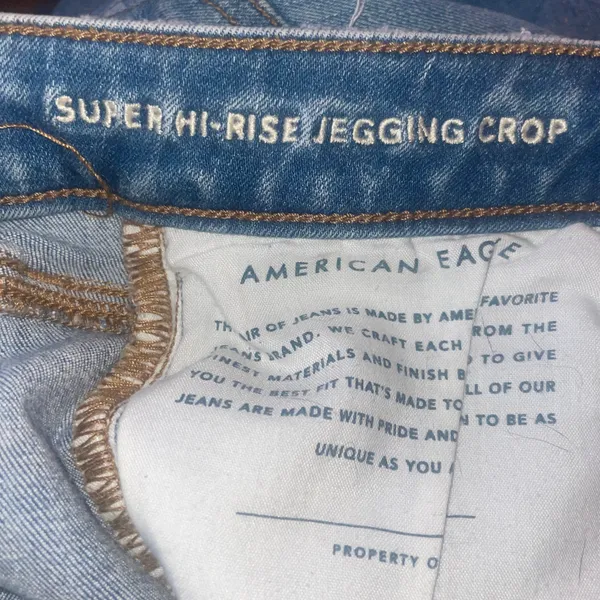 American Eagle Super High Rise Destroyed Crop Jegging - Image 8