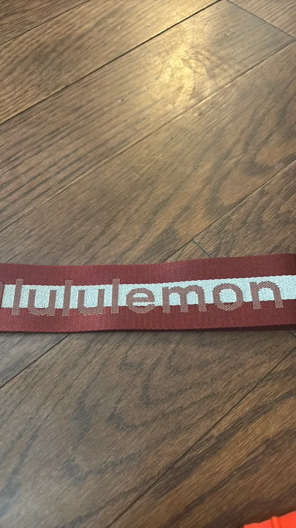 Lululemon Never Lost Keychain - Image 4