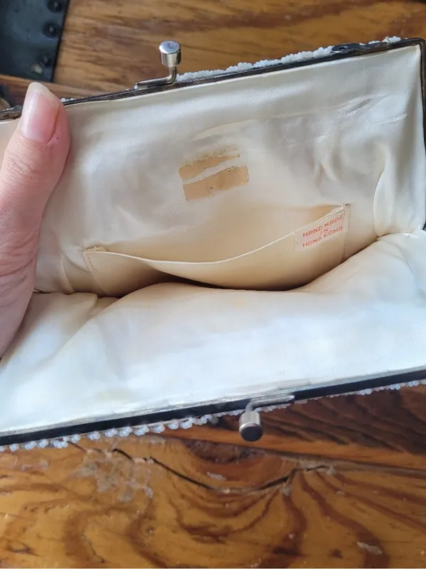 Vintage White Shell/Beaded Small Purse Bridal Honeymoon Wedding - Image 3