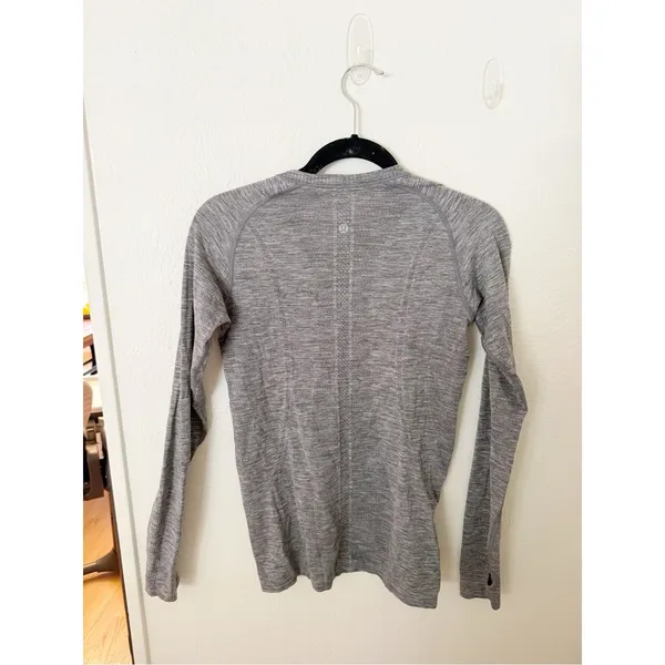 Lululemon Swiftly Tech Long Sleeve Top Sz 8 - Image 3