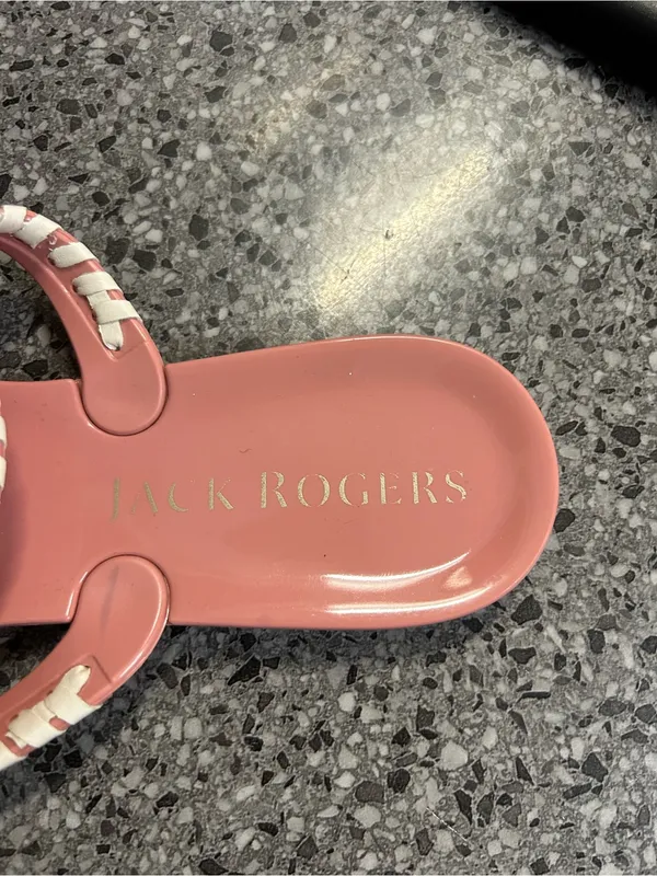 Jack Rogers Coral Pink Leather Thong Sandals with Whipstitch Medallion - Image 5